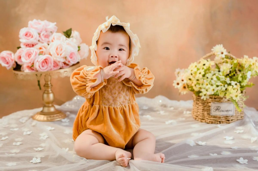 锡林郭勒盟宝宝对妈妈的爱